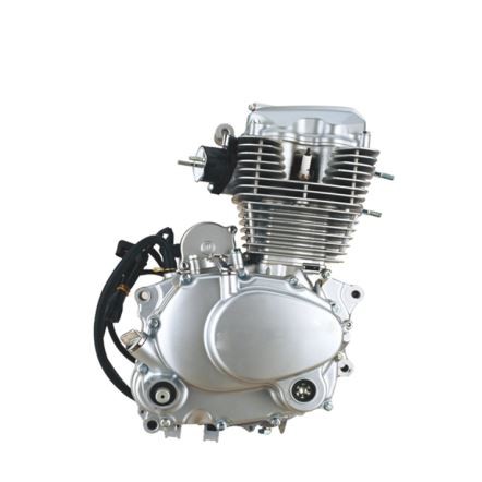 200 köbcentis egyhengeres négyütemű tricikli motor